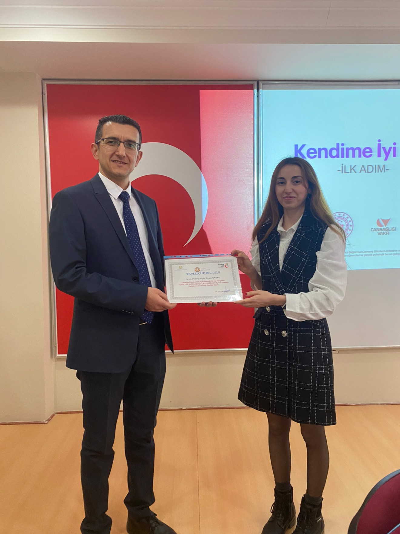 Gençlere Yönelik Eğitim Çalışmaları Semineri